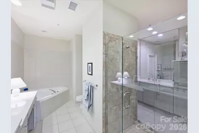 306 Wendover Heights Circle, Charlotte, NC 28211 - Photo 28
