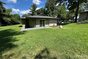 714 Farmington Cir, Hendersonville, NC 28739 - Photo 4