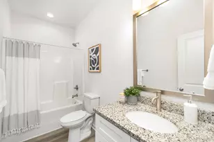 613 E Ratchford Ave, Gastonia, NC 28054 - Photo 14