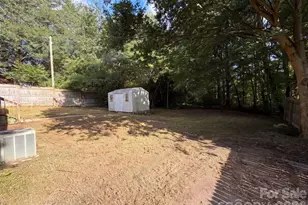 831 Fairview St, Kannapolis, NC 28083 - Photo 16