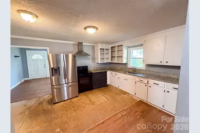 831 Fairview Street, Kannapolis, NC 28083 - Photo 2