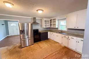 831 Fairview St, Kannapolis, NC 28083 - Photo 2