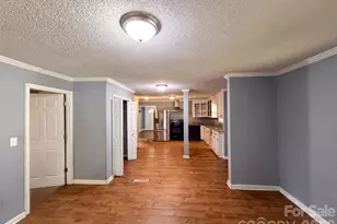 831 Fairview St, Kannapolis, NC 28083 - Photo 12