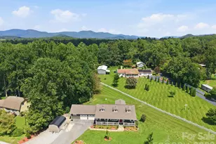 60 Shacoba Ln, Hendersonville, NC 28792 - Photo 6