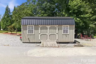 60 Shacoba Ln, Hendersonville, NC 28792 - Photo 10