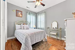 60 Shacoba Ln, Hendersonville, NC 28792 - Photo 24