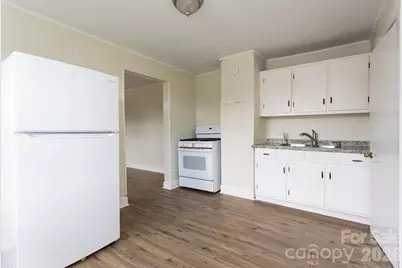 37 Water Street, Asheville, NC 28801 - Photo 12