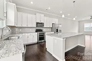 9604 Ainslie Downs St, Charlotte, NC 28273 - Photo 10