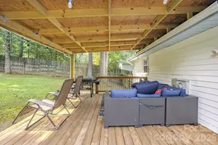 38 Ferenvilla Dr, Hendersonville, NC 28791 - Photo 10