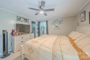 38 Ferenvilla Dr, Hendersonville, NC 28791 - Photo 24