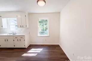 107 Autumn Pl, York, SC 29745 - Photo 2