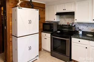 337 Liberty Grove Church Rd, Taylorsville, NC 28681 - Photo 4