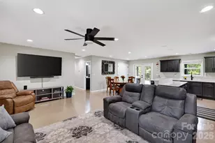 4807 Stratford Ln, Denver, NC 28037 - Photo 12