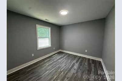 510 E Peachtree Street, Dallas, NC 28034 - Photo 8