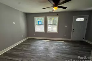 510 E Peachtree St, Dallas, NC 28034 - Photo 4