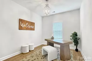 404 Skipwith Pl, Charlotte, NC 28217 - Photo 12
