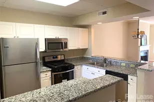 405 W 7th St, Charlotte, NC 28202 - Photo 2