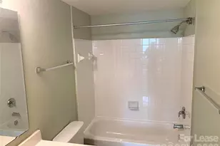 405 W 7th St, Charlotte, NC 28202 - Photo 10