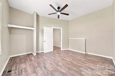 1115 Lenoir Avenue SW, Lenoir, NC 28645 - Photo 10