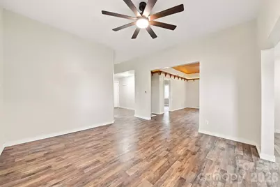 1115 Lenoir Avenue SW, Lenoir, NC 28645 - Photo 6