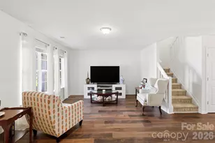 6720 Cypress Tree Ln, Charlotte, NC 28215 - Photo 6