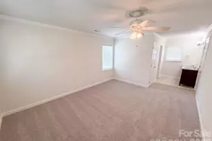 6735 Carmel Hills Dr, Charlotte, NC 28226 - Photo 4