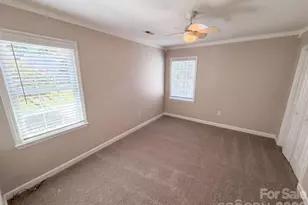 6735 Carmel Hills Dr, Charlotte, NC 28226 - Photo 10