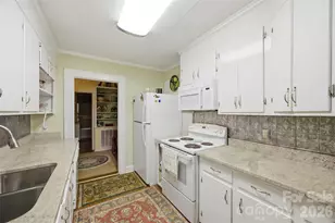204 Memorial Dr, Clover, SC 29710 - Photo 12