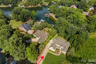 122 Long Cove Ln, Mooresville, NC 28117 - Photo 2