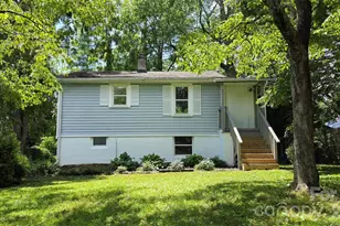 827 Forest St, Hendersonville, NC 28739 - Photo 1
