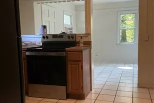 827 Forest St, Hendersonville, NC 28739 - Photo 4