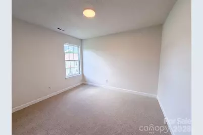 9244 Simonton Drive, Charlotte, NC 28269 - Photo 12