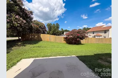 9244 Simonton Drive, Charlotte, NC 28269 - Photo 18