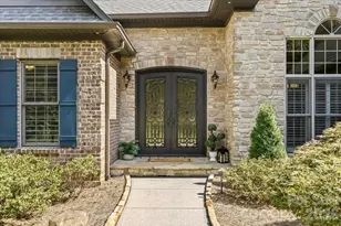 7832 Chapel Creek Dr, Denver, NC 28037 - Photo 2