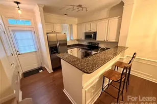 13210 Eastfield Village Ln, Charlotte, NC 28269 - Photo 10