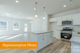 5351 Porterhouse Wy, Charlotte, NC 28215 - Photo 2