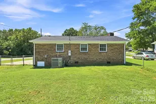 411 E Tennessee Ave, Bessemer City, NC 28016 - Photo 18