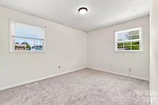 411 E Tennessee Ave, Bessemer City, NC 28016 - Photo 12