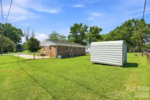 411 E Tennessee Ave, Bessemer City, NC 28016 - Photo 2
