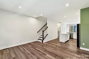 324 Yorkshire Dr, Charlotte, NC 28217 - Photo 14