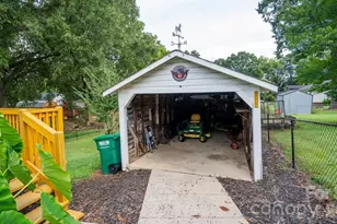 1476 Hickory Ave, Albemarle, NC 28001 - Photo 20