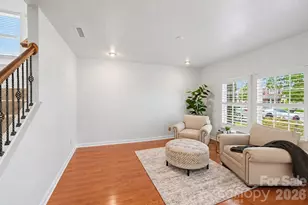 329 Farm Springs Dr, Mount Holly, NC 28120 - Photo 4