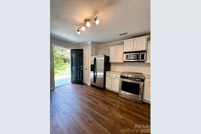 805 Mattox Court, Charlotte, NC 28216 - Photo 10