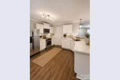 805 Mattox Court, Charlotte, NC 28216 - Photo 8