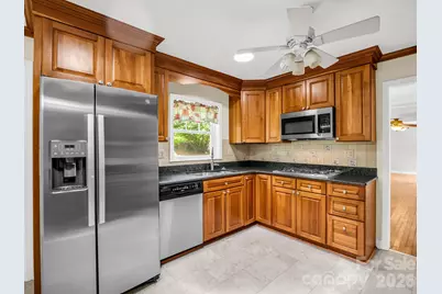 370 Orchard Circle, Laurel Park, NC 28739 - Photo 12