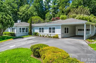 370 Orchard Cir, Laurel Park, NC 28739 - Photo 4