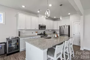 411 Hickory Vw Dr, Rock Hill, SC 29732 - Photo 6
