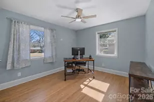 7701 Shady Ln, Charlotte, NC 28215 - Photo 22