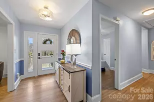 7701 Shady Ln, Charlotte, NC 28215 - Photo 8