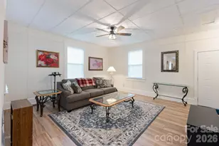 1208 Phillips Ct, Gastonia, NC 28052 - Photo 4
